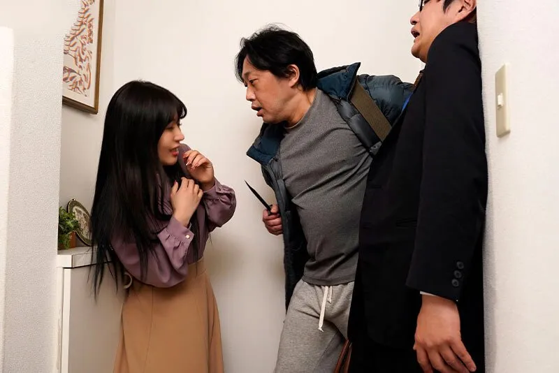 Cô gái đáng buồn gặp lại kẻ cưỡng hiếp mình 10 năm trước